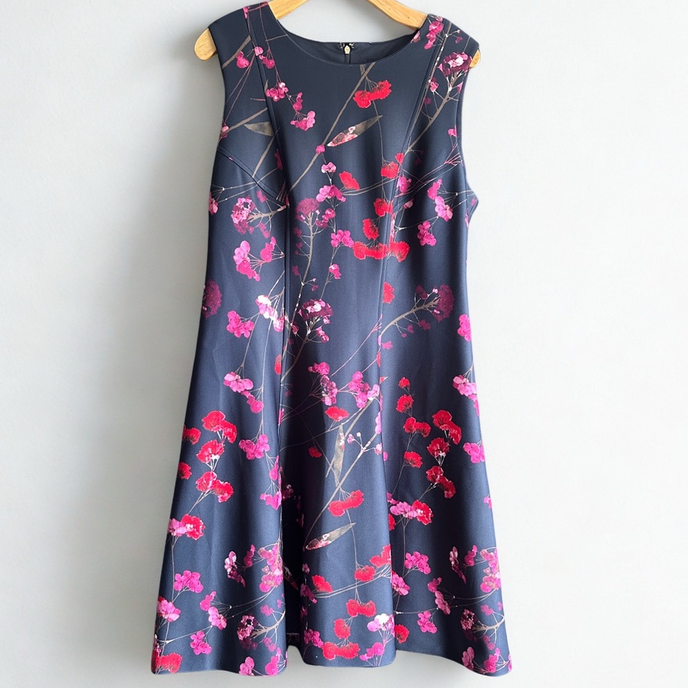 Tommy Hilfiger Floral Scuba Dress Size 14 Stretch Fit & Flare Hidden Zip